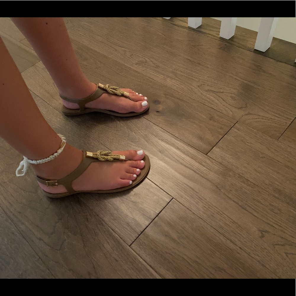 Sandals - Picture 3 of 3